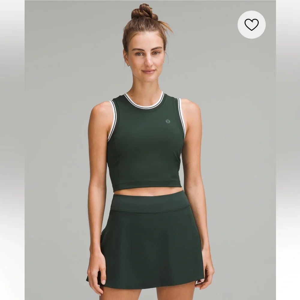 LULULEMON Varsity Scoop-Neck Cropped Tennis Tank Top Medium Support, B/C NWT - Picture 2 of 14